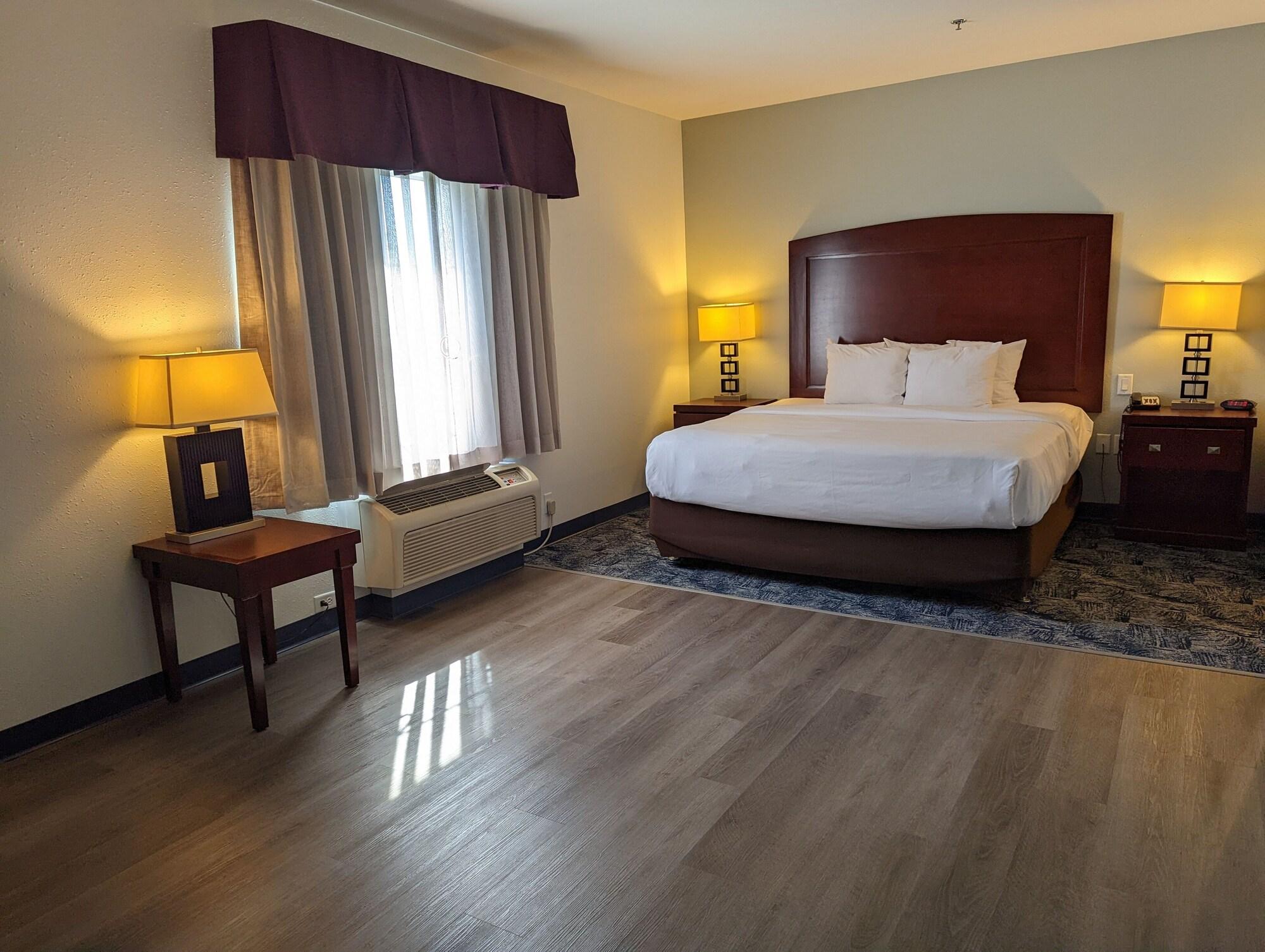 La Quinta By Wyndham Fort Worth Ne Mall Hurst Exterior photo