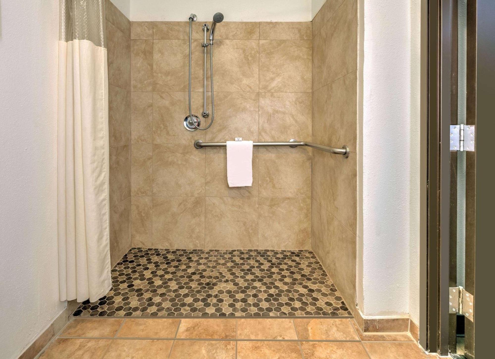 La Quinta By Wyndham Fort Worth Ne Mall Hurst Exterior photo