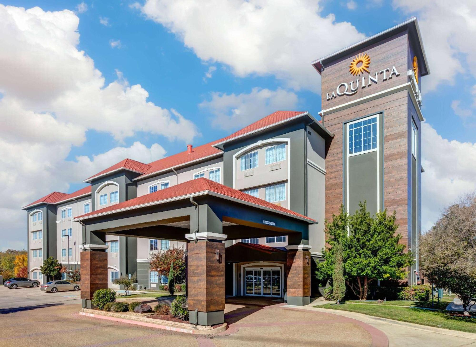 La Quinta By Wyndham Fort Worth Ne Mall Hurst Exterior photo